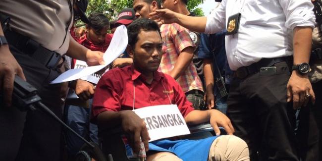 Usai Rekontruksi, Andi Lala Dikejar-kejar Ratusan Warga